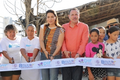 Inaugura DIF Bahía Comedor Solidario