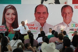 Triunfal caminar de José Gómez por el sur de Compostela