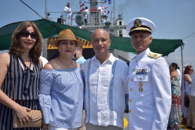 Celebra Saúl López Día de la Marina en Puerto Vallarta