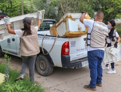 Llevan campaña de descacharrización a Lomas de San Nicolás