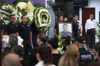 Rinden Honores Fúnebres Policiales al elemento Rafael Hernández Fuente, el custodio que murió defendiendo el CEINJURE
