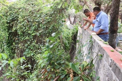 Realiza Aseo Público trabajos de limpieza de canal de El Caloso