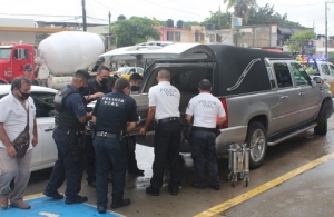 Despiden con honores al oficial vial José Hugo Pérez Rodríguez