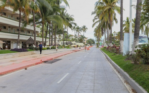 Supervisan obras de pavimentación de laterales de ingreso de PV