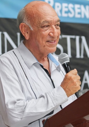 Presentan libro “Un Testimonio de vida y fe”