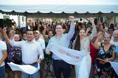 Héctor Santana arranca obra de pavimentación en la calle 3 de Octubre en El Porvenir