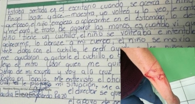 Niño agrede a su maestra con un cuchillo