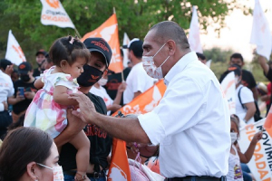 Gestionará Dávalos más recursos para las colonias de Puerto Vallarta