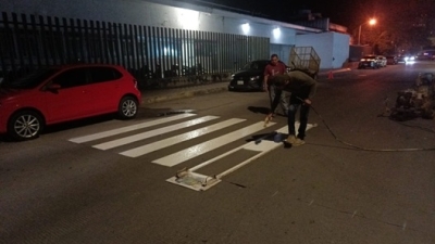 Tránsito Municipal realiza trabajos de balizamiento en calles y avenidas