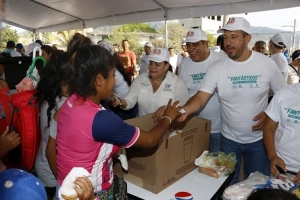 Fue un día fantástico para miles de pequeños en el festival de DIF