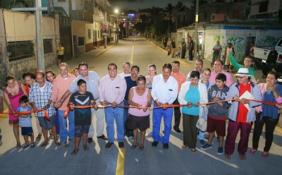 Entrega Arturo Dávalos más obras viales por casi 10 mdp