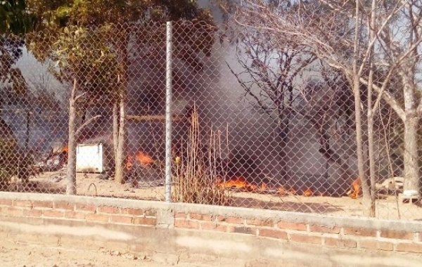 Se incendia bodega en Los Llanitos; hay pérdidas por 400 mil pesos