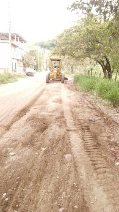 Atienden calles y canales