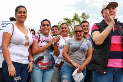 Exitosa jornada de reforestación “Juntos por un Bahía Verde”