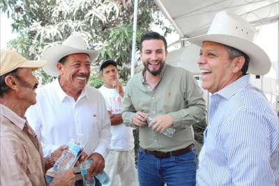 Luis Munguía respalda a Antonio Arreola como nuevo presidente de la Asociación Ganadera Local