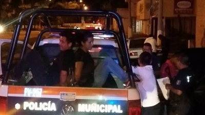 Captura policía a presuntos ladrones de autos