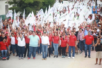 Impresionante apoyo en Cabo Corrientes a Abarca