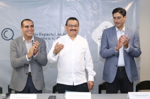 “En Puerto Vallarta se combate la corrupción”: Arturo Dávalos