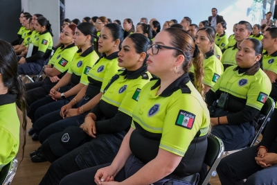 Capacitan a 78 elementos de la Policía Vial en uso del alcoholímetro