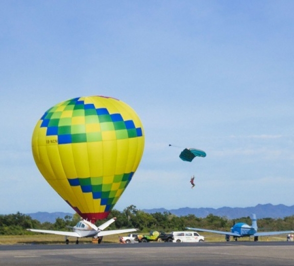 Conmemoran autoridades el Día Internacional de la Aviación Civil