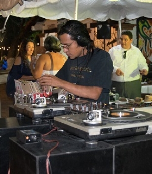 Organizan taller de música por computadora