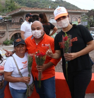 Impulsaremos la capacidad de crear de las jefas de familia: Dávalos