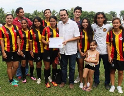 Inició Tercer Torneo Varonil y Femenil Ráfaga Futbolera