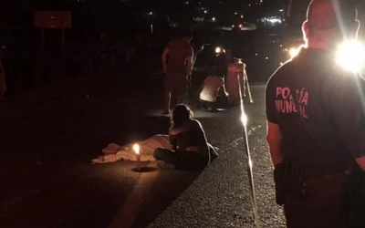 Otro auto “fantasma” atropella y da muerte a señora de 62 años en Campo Acosta