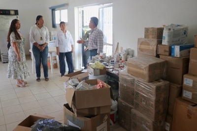 Gobierno de Munguía cumple con entrega de medicamentos en Las Palmas
