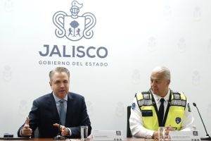 Que no habrá cacería de brujas; multas por no cambiar placas comenzarán en junio