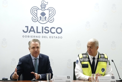 Que no habrá cacería de brujas; multas por no cambiar placas comenzarán en junio