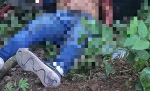 Era mesero del Sticky Fingers Wings, uno de los muertos hallados por el Canopy; el otro chofer de Uber