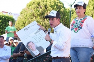 Seré una Diputada que sí regresará al distrito: Violeta