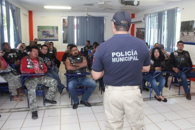 Autoridades y motociclistas de Vallarta unen esfuerzos por la seguridad vial