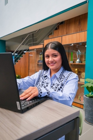 Garantiza Jalisco universidad privada a hijas e hijos de policías con programa único en México