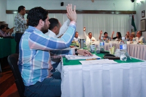 Aprueban prórroga para el refrendo de licencias municipales 2017