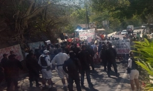 Propone Luis Munguía expropiar tierras de Boca de Tomatlán y Mismaloya para terminar conflicto con Fernando Beltrán y Puga