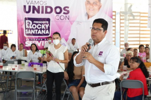 Con extraordinaria convocatoria, Roberto González reúne a más de 2 mil mamás en su día