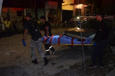 Joven muere electrocutado en Tamarindos de Ixtapa