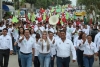 Encabeza Rafa González marcha de la victoria en Tomatlán