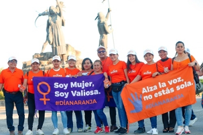 Con marcha y foro naranja conmemoraron el Día Internacional de la Eliminación de la Violencia contra la Mujer en Bahía