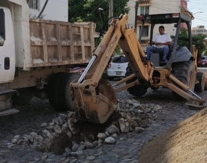 Soluciona SEAPAL tuberías rotas de drenaje en Pitillal, Versalles y Sendero de Luna