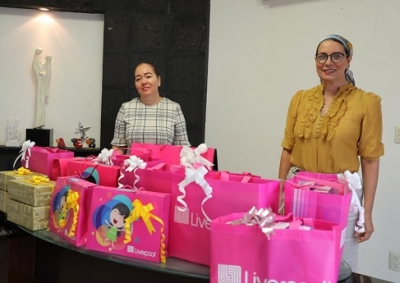 Recibe DIF Bahía donación de calzado para niños de Casa Hogar