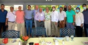 Empresarios de Puerto Vallarta se suman al proyecto del Profe Michel