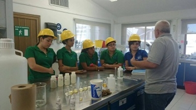 Alumnos de la Universidad Arkos visitan Planta Potabilizadora de Seapal