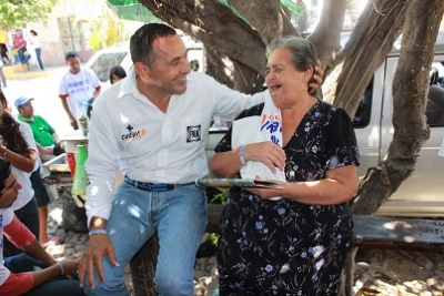 Peri: ¡gracias por todo!; recuento de los compromisos del candidato del PAN