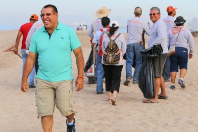 Puerto Vallarta recibe a sus visitantes con playas limpias