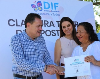 DIF Bahía promueve familias autosustentables