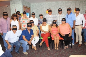 Excelente respuesta a la “Cena a Ojos Cerrados”