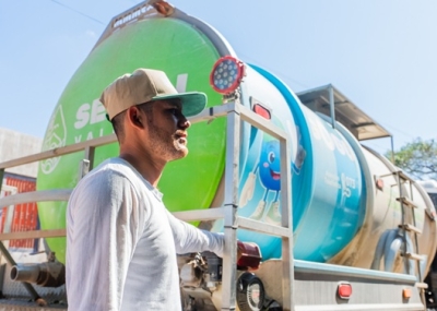 Se registra baja presión e intermitencias por falla eléctrica y alta demanda de agua